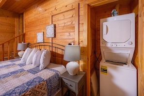 1 chambre, fer et planche à repasser, accès au Wi-Fi (inclus)