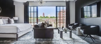 Heavenly Haven by Atlanta Luxury Rentals