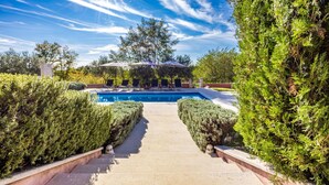 Pool - Villa Maddalena with pool in Istria (Pinezici)