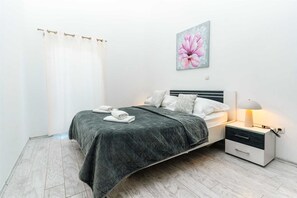 4 chambres, Wi-Fi, draps fournis