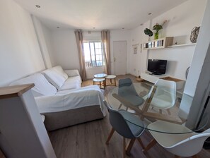 Fernseher, DVD-Player