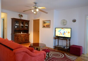 Fernseher
