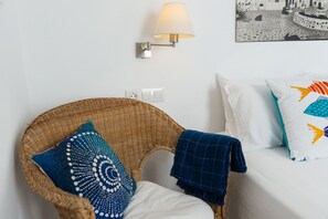 1 bedroom, in-room safe, iron/ironing board, free WiFi