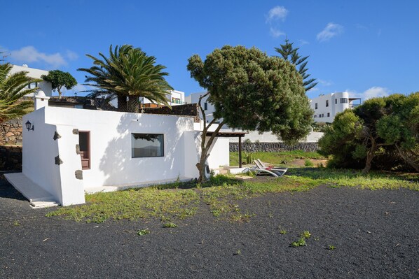 Exterior - Casa Los Divisos, small cozy cottage in La Villa de Teguise (Teguise)