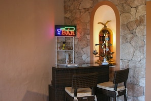 Bar (in der Unterkunft)