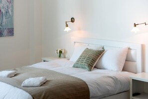 2 bedrooms, iron/ironing board, free WiFi
