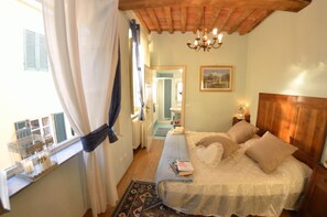 3 chambres, fer et planche à repasser, lit parapluie, Wi-Fi gratuit