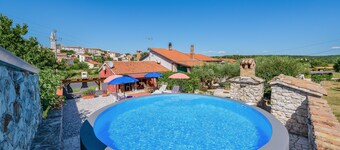 Apartment Milena with pool in  Visnjan, Istria
