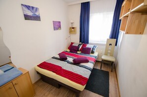 2 bedrooms, free WiFi, bed sheets