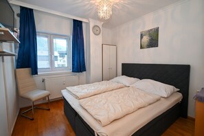 1 bedroom, free WiFi, bed sheets - Appartementhaus Kitzsteinhorn - Top 4 (Zell am See)