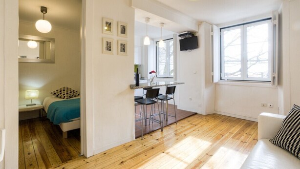 2 bedrooms, WiFi (free), bed sheets - Castelo Stylish Flat (C24) (Lisboa ciudad)