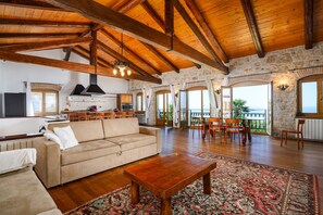 تلفزيون، مدفأة