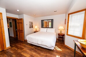 1 Schlafzimmer, Bügeleisen/Bügelbrett, kostenloses WLAN, Bettwäsche