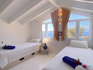 4 dormitorios, tabla de planchar con plancha, wifi y ropa de cama