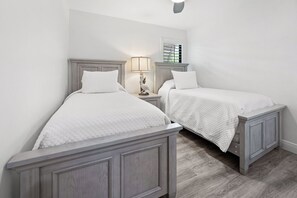 2 chambres, fer et planche à repasser, accès au Wi-Fi (inclus)