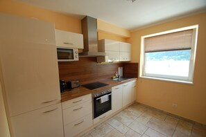 Fridge, microwave, oven, dishwasher