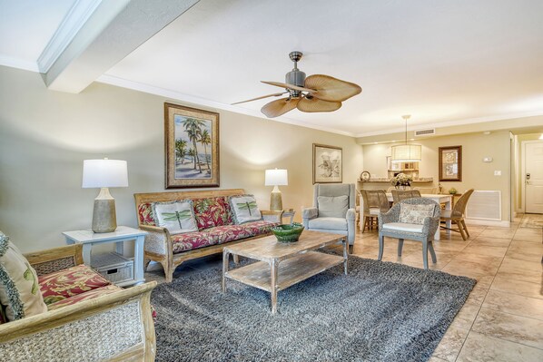 Smart TV, DVD player, books, offices