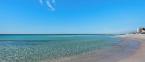 Tæt på stranden
