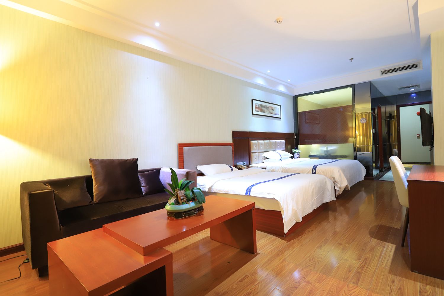 ห้องแฟมิลี่, ไม่มีหน้าต่าง | โต๊ะทำงาน, เตียงเสริม/เปล, Wi-Fi ฟรี