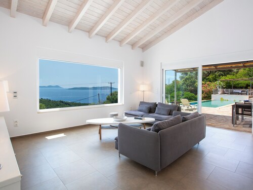 Villa Lefki –  spacious contemporary villa with XL infinity pool