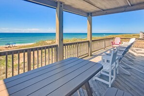 Property grounds - Oceanfront Dog Friendly Home in Hatteras w/ Pool, Hot Tub, Elevator, Game Room (Hatteras)