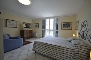 1 chambre, lit parapluie, Wi-Fi gratuit