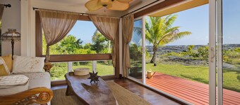 Ocean Temple: Oceanfront, A/C, 500 ac.State Land in Backyard!