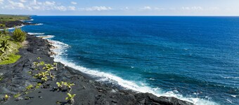Ocean Temple: Oceanfront, A/C, 500 ac.State Land in Backyard!