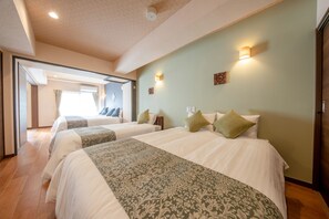 Accessible Deluxe Room | Desk, free WiFi - Hotel Haabesu Okinawa (Urasoe)