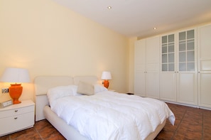 9 bedrooms, free WiFi