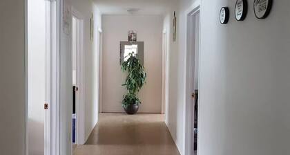 Crestview Guest House - Crestview Guest House - Deluxe-huone B14