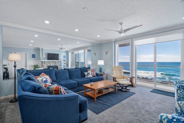 Smart TV, fireplace, DVD player, books