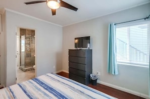 1 bedroom, iron/ironing board, internet, bed sheets