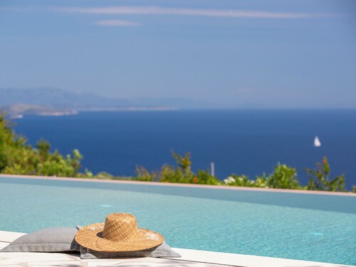 Villa Koumaria - Secluded Elegance with Amazing Sea Views & Infinity Pool