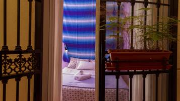 1 chambre, fer et planche à repasser, accès Internet, draps fournis