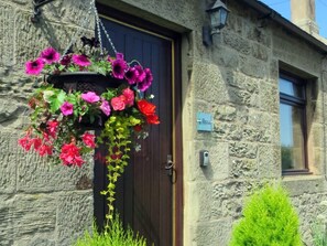 A cosy stone-built cottage - 1 bedroom Cottage in Nr Bamburgh - CN158 (Belford)