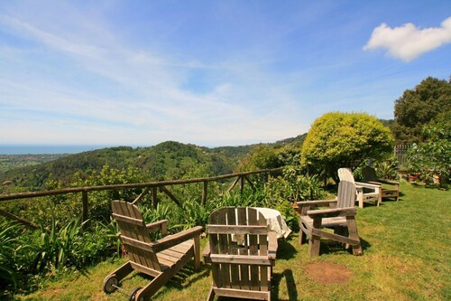 ✨ Breathtaking Sea View & Relax: 4-BR Villa with AC & BBQ ✨