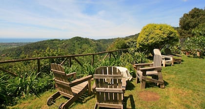 ✨ Breathtaking Sea View & Relax: 4-BR Villa with AC & BBQ ✨