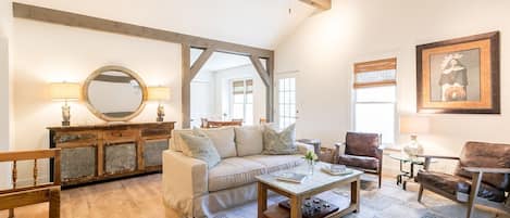 TV, Netflix, serviços de streaming