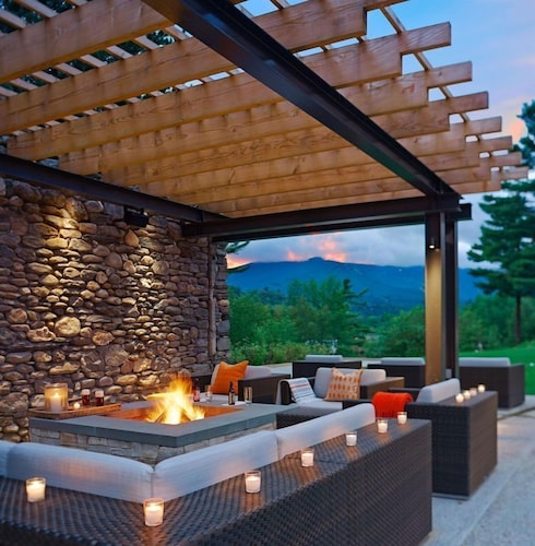 Family Friendly 3 BR Overlook Resort Home at Topnotch Resort & Spa
