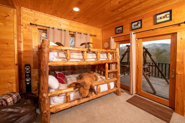 3 camere, ferro/asse da stiro, Wi-Fi gratuito, lenzuola