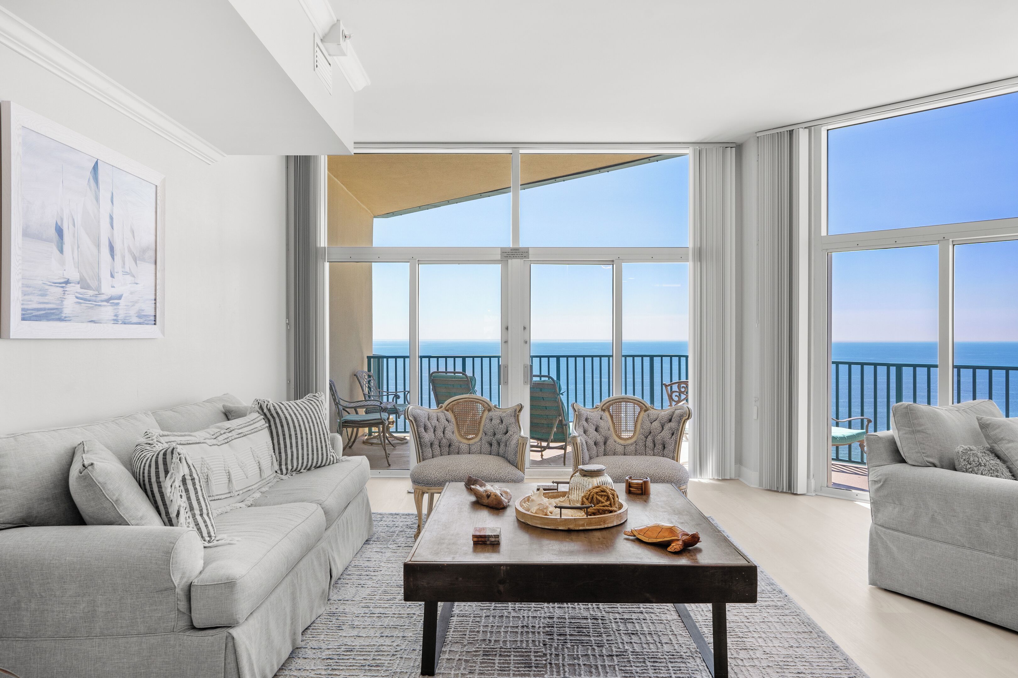 Smart TV, DVD player