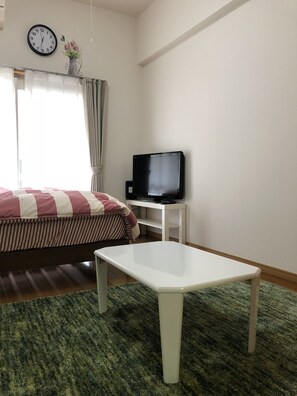 遮光カーテン、WiFi (無料)