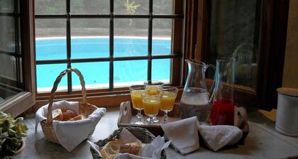 Holiday Villa for 20 People with pool in Tuscany