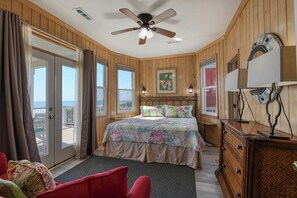 5 bedrooms, iron/ironing board, free WiFi, bed sheets