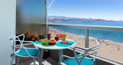 ★ Sleep over the Ocean ♥ ︎: Frontline with Blue Views