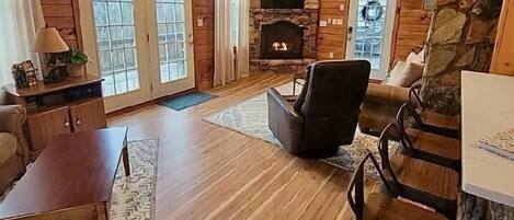 Smart TV, fireplace, DVD player, books