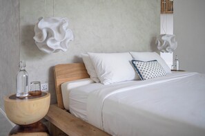 Vila Mewah, 4 kamar tidur, kolam renang pribadi, pemandangan pantai | 4 kamar tidur, brankas, meja kerja, dan tirai kedap cahaya