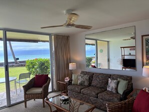 Una Smart TV, libros