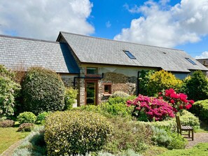 Exterior - Hastings Barn at High Park, Indoor Pool (Devon)